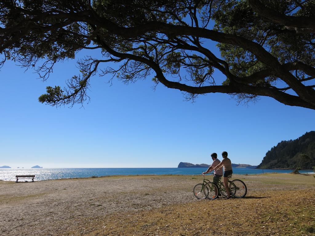 Ocean Breeze Resort Pauanui Bagian luar foto