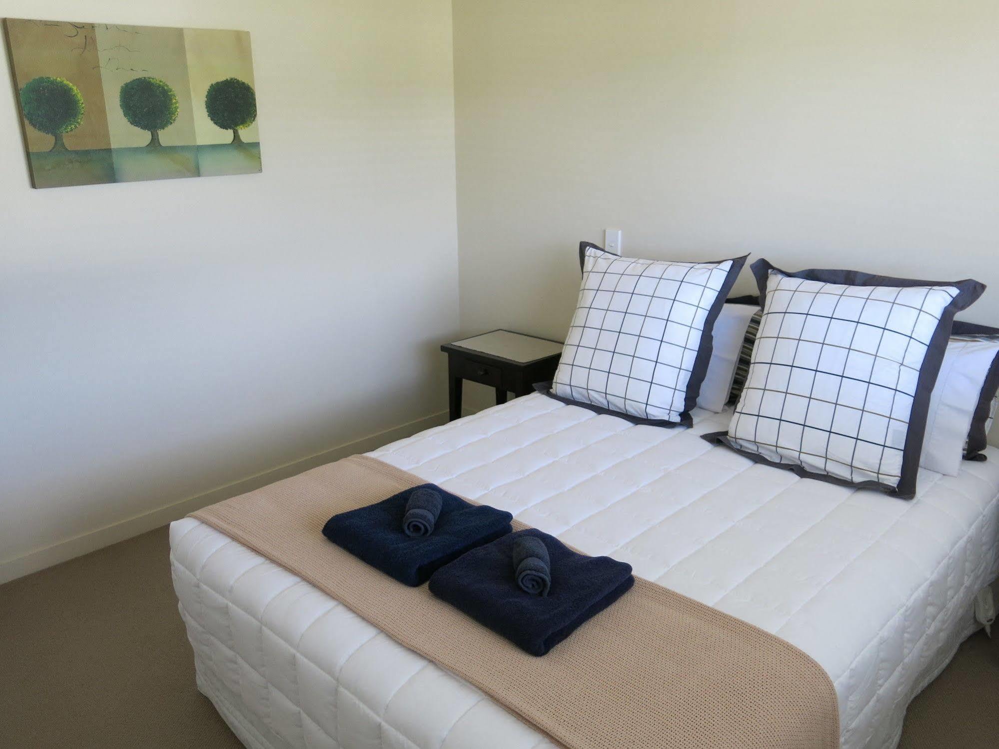 Ocean Breeze Resort Pauanui Bagian luar foto